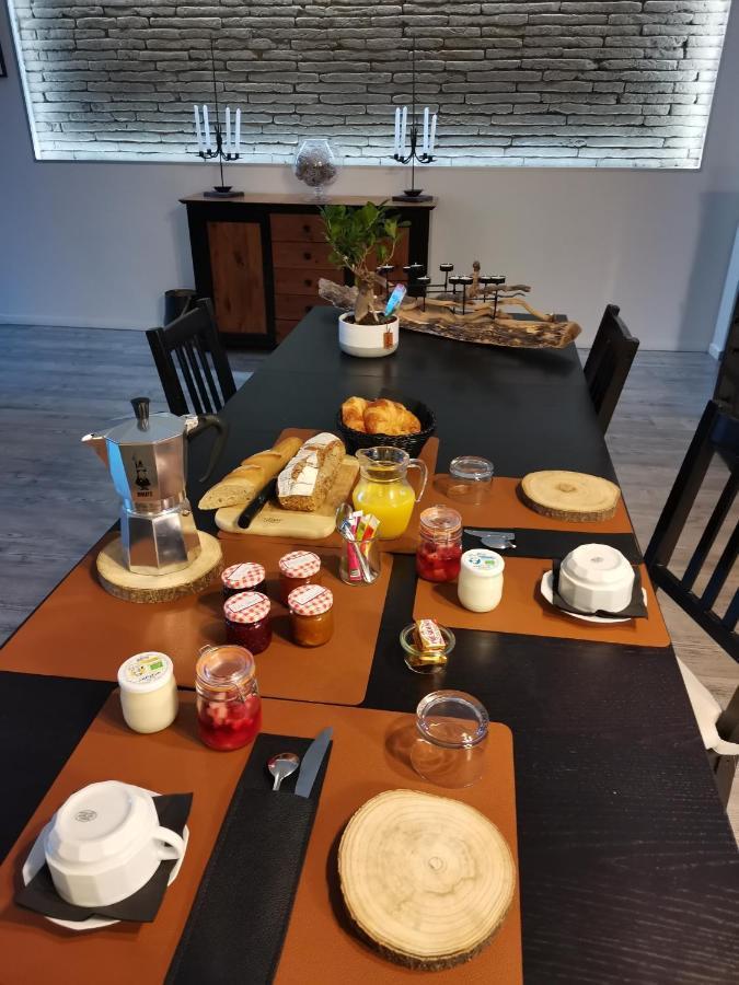 La Ferme De Pham Bed & Breakfast Belberaud Екстериор снимка